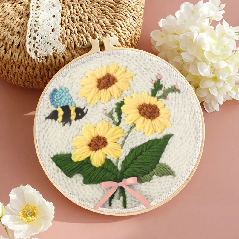 DIY Embroidery Kits For Beginner Craft Punch Needle Set Rug for Starter Kits with Stamped Sunflower Pattern Fabric Yarn Hoop
